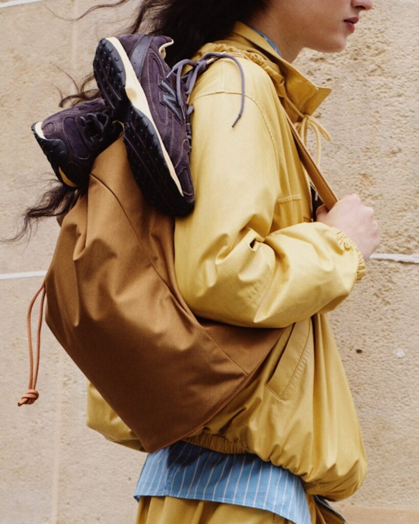 AURALEE × New Balance 204L