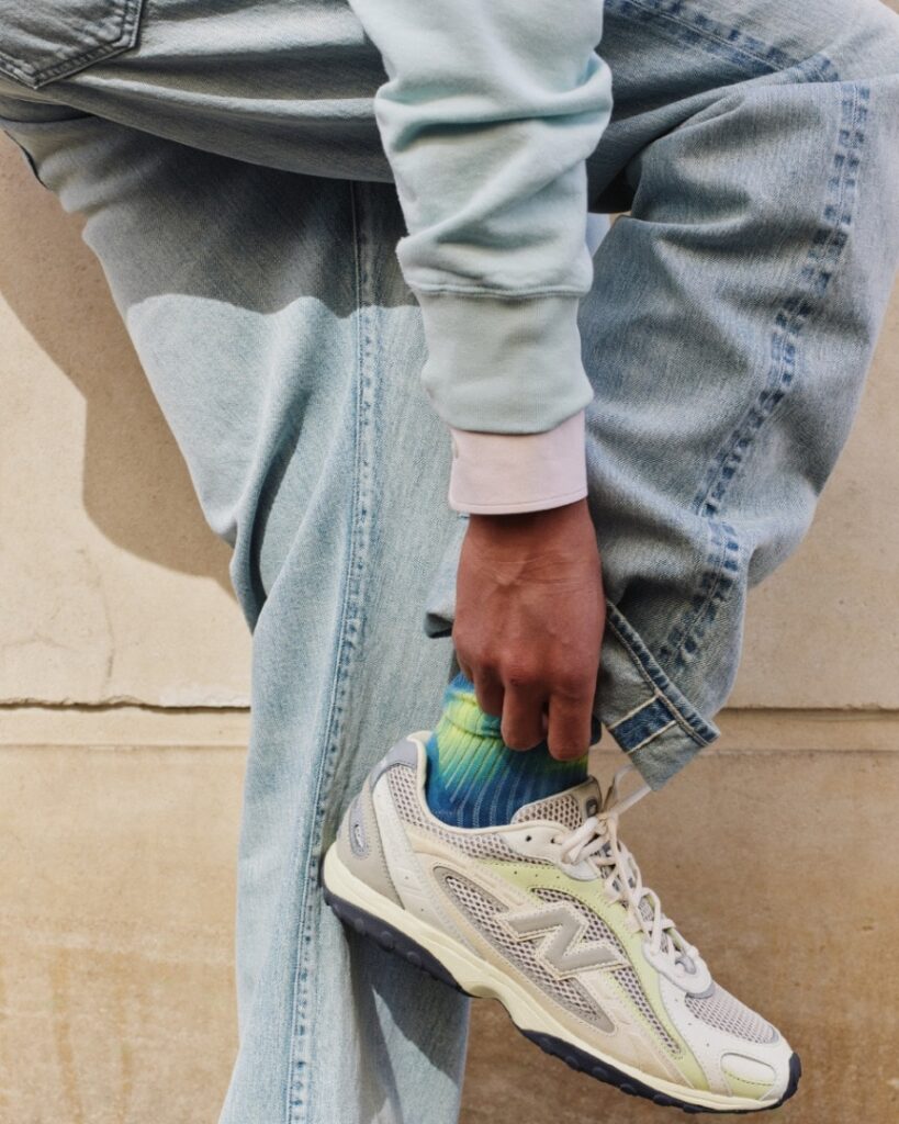 AURALEE × New Balance 204L