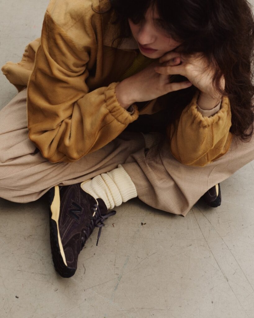 AURALEE × New Balance 204L