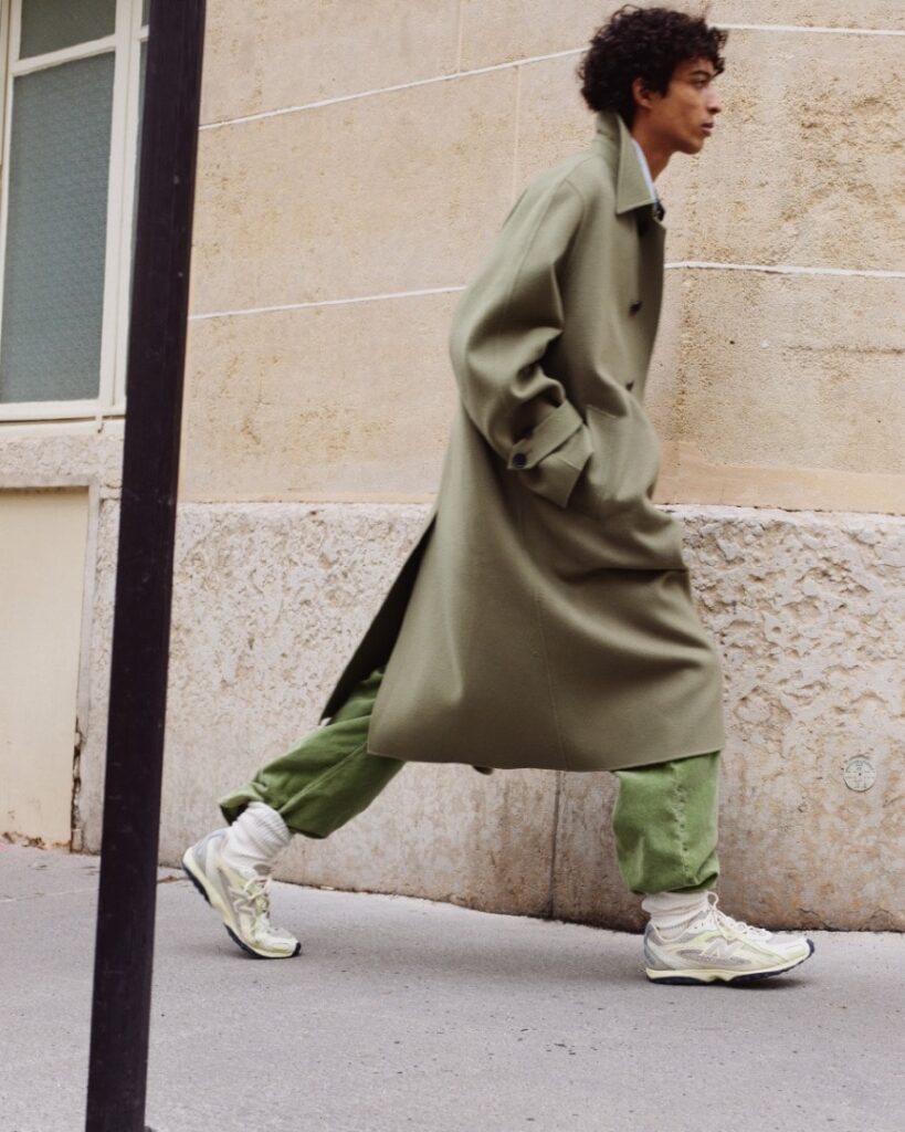 AURALEE × New Balance 204L