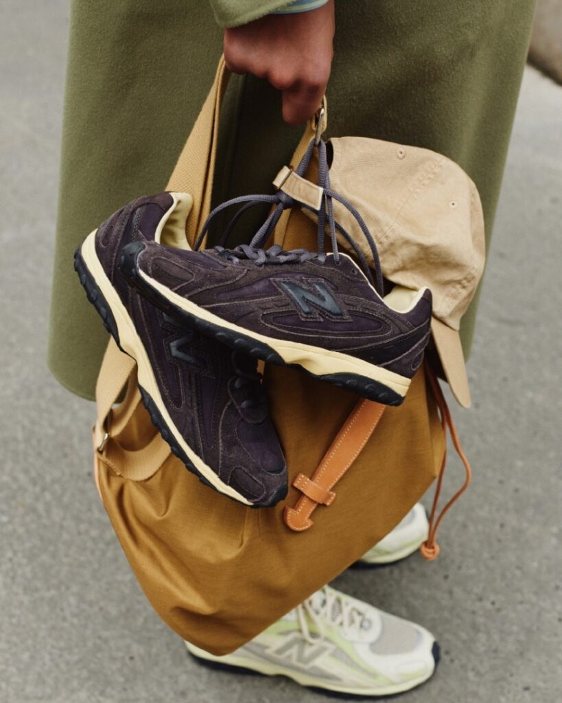 AURALEE × New Balance 204L