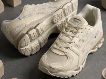 INVINCIBLE_MADNESS_ASICS_GEL-KAYANO