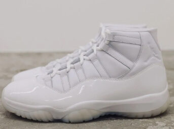 COMME des GARÇONS HOMME PLUS × Air Jordan 11 ホワイトの全体像