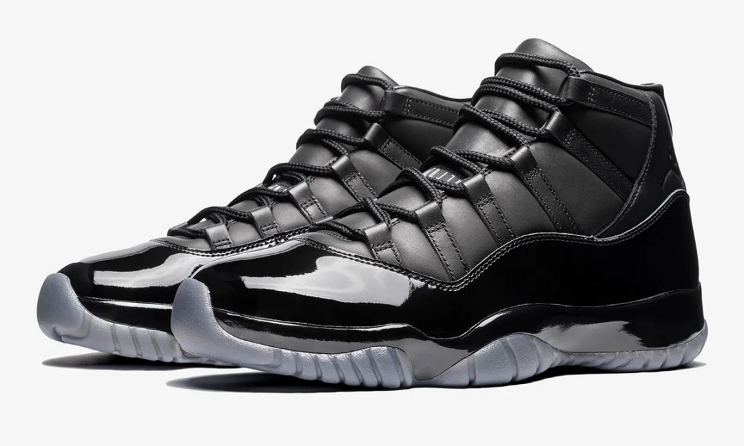 COMME des GARÇONS HOMME PLUS × Air Jordan 11 ブラック サイドビュー