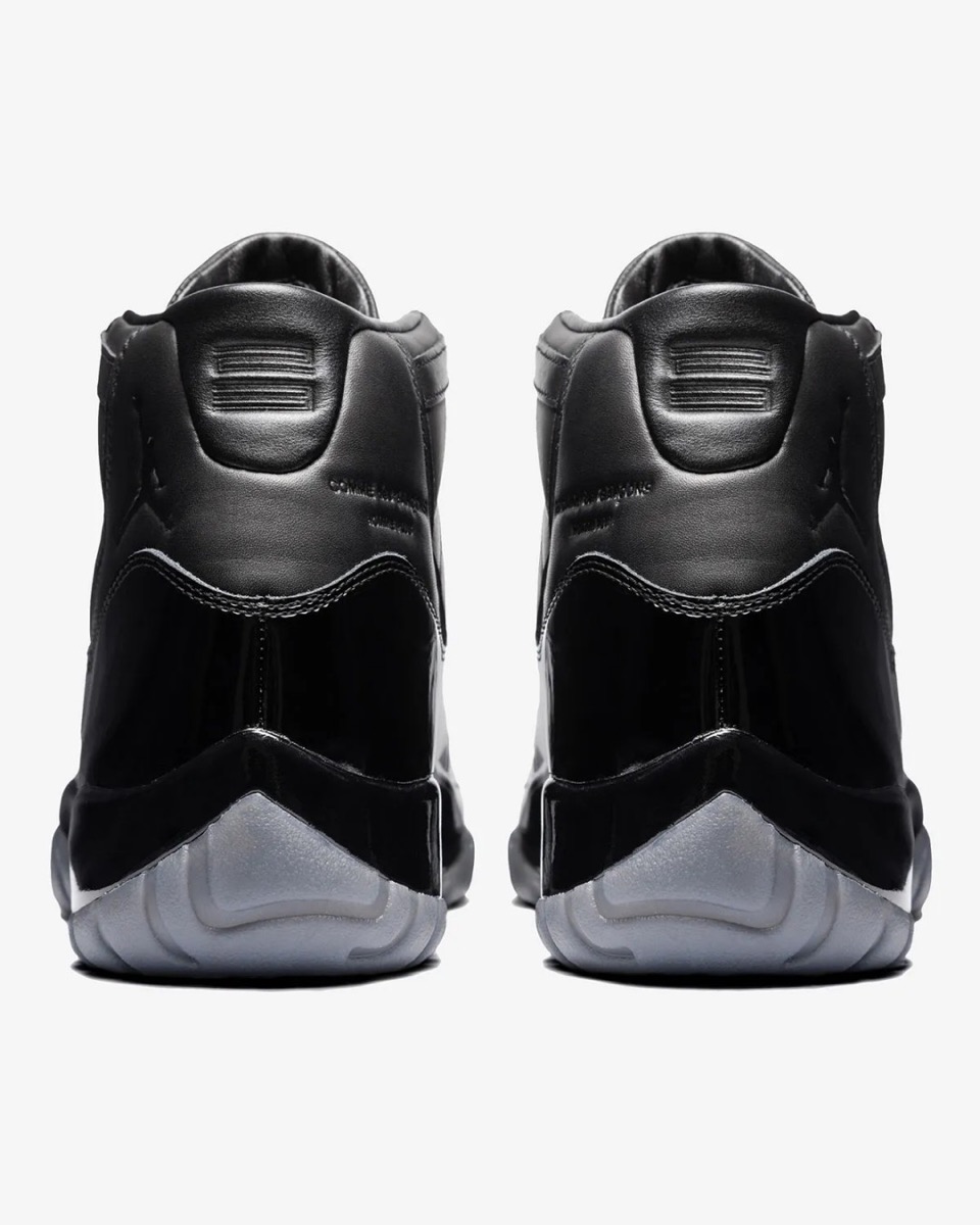 COMME des GARÇONS HOMME PLUS × Air Jordan 11 ブラック 背面から見たヒールカウンター
