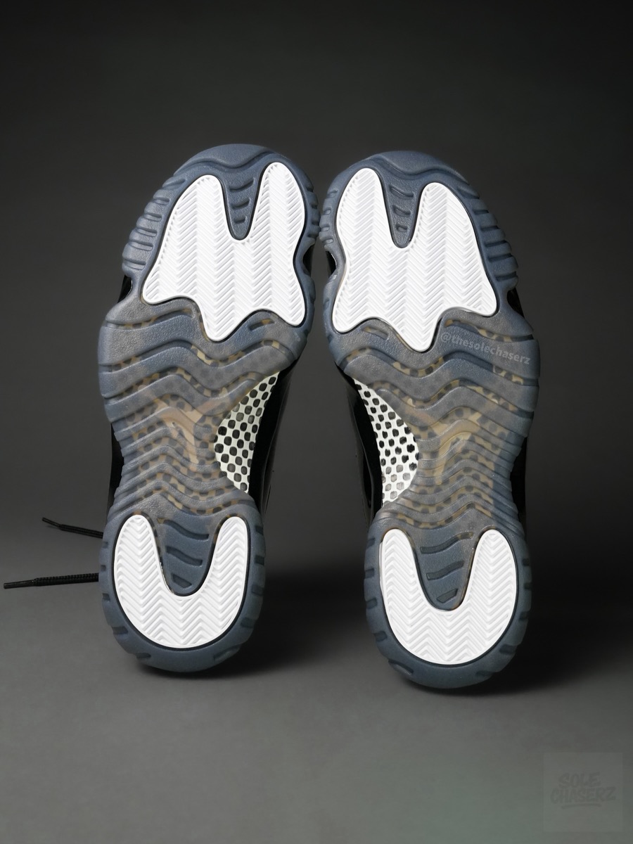 COMME des GARÇONS HOMME PLUS × Air Jordan 11 ブラック アイシーソールのトラクションパターン