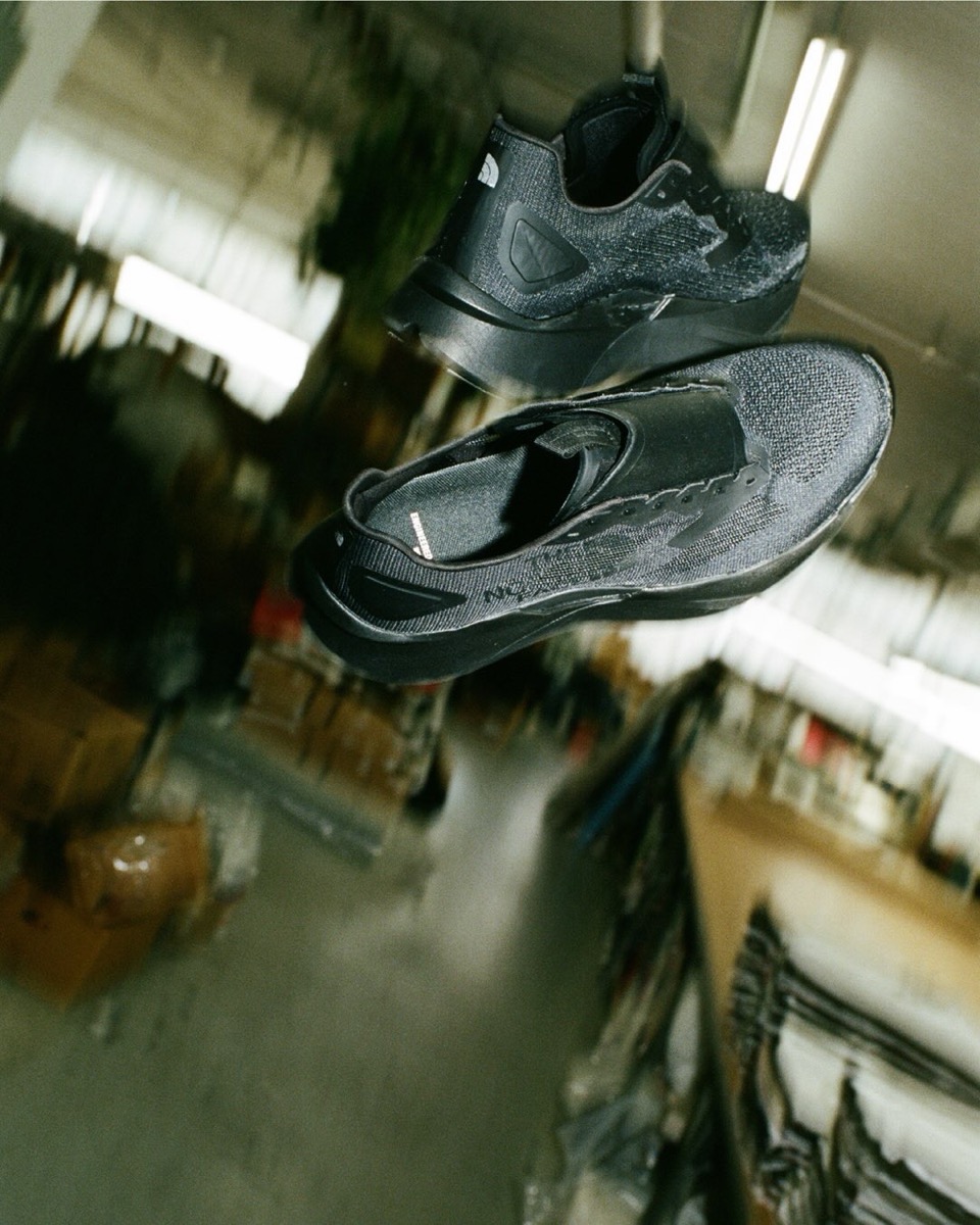 THE NORTH FACE × ENGINEERED GARMENTS VECTIV Forward EG ソールとミッドソールの構造